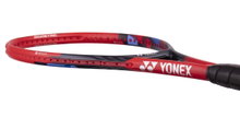 Yonex Tennisschläger VCore (7th Generation) #23 95in/310g/Turnier rot - unbesaitet -